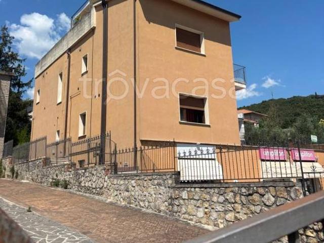 Bilocale in vendita ad Amelia via Rimembranze, 8