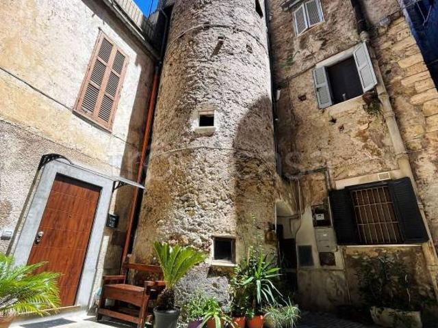 Bilocale in vendita ad Anagni vicolo delle Terme, 3