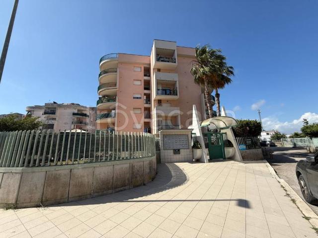 Bilocale in vendita ad Anzio corso Italia, 34, Anzio Due