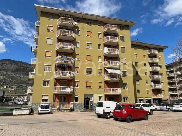 Bilocale in vendita ad Aosta via Chavanne, 26