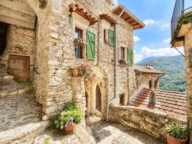 Bilocale in vendita ad Apricale via Sant'Anna, 24