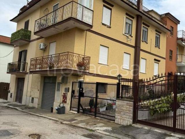 Bilocale in vendita ad Aprilia via Istria, 28, Semicentro