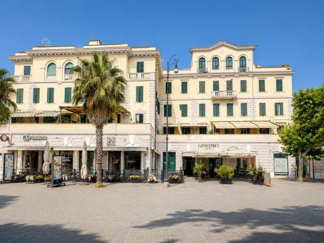 Bilocale in vendita in piazza piazza anco marzio 13, Roma