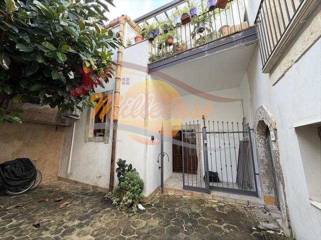 Bilocale in vendita in via della giudecca, Siracusa