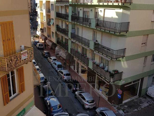 Bilocale in vendita in via giuseppe mazzini, Ventimiglia