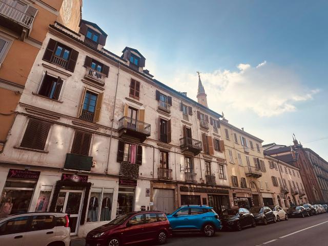 Bilocale in vendita in via san donato 27, Torino