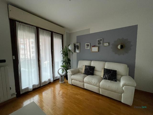 Bilocale in Via Luigi Manzotti, Milano