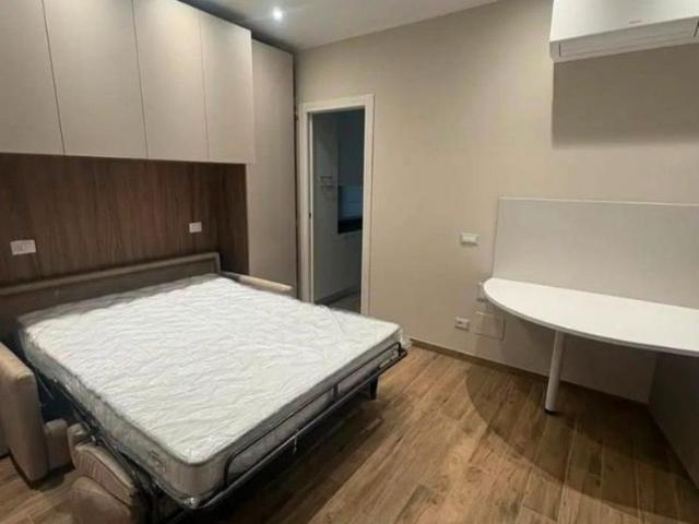 Bilocale in villa a Lomazzo con giardino privato