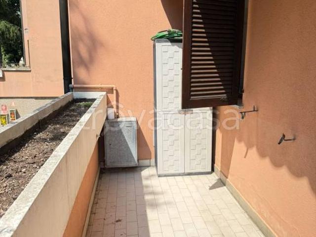 Bilocale in affitto a Cavenago di Brianza via Giuseppe Mazzini, 27