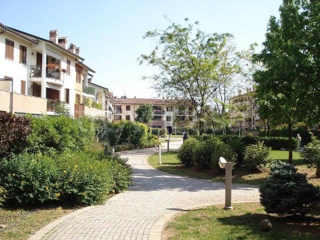 Bilocale in affitto a Cernusco sul Naviglio via Roggia Arzona, 1