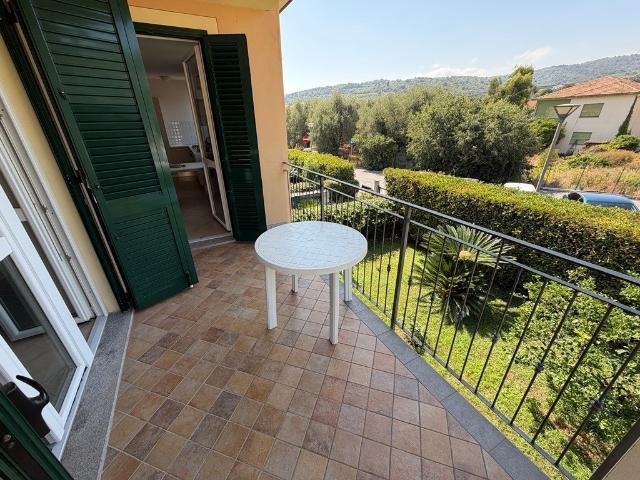 Bilocale in affitto a Cervo via della Castagnaia, 6