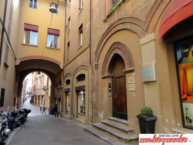 Bilocale in affitto a Bologna via Porta di Castello