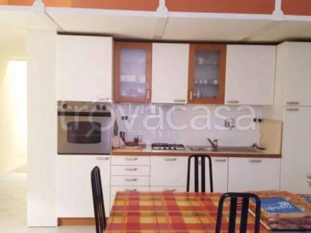 Bilocale in affitto a Bologna via Volto Santo, Centro Storico