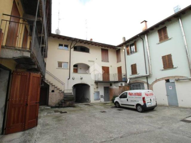 Bilocale in affitto a Bergamo via broseta, 87, San Paolo