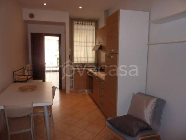 Bilocale in affitto a Bergamo, Borgo Palazzo