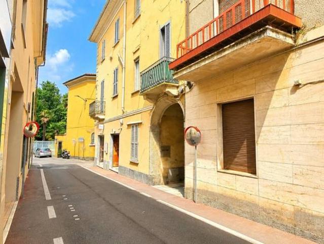 Bilocale in affitto a Besana in Brianza via Santa Caterina
