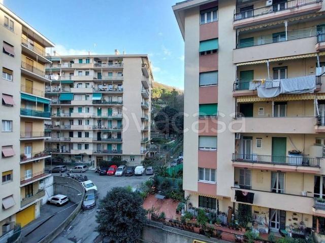 Bilocale in affitto a Genova via Piero Pinetti, 19, Quezzi