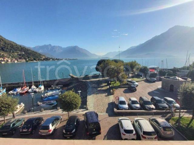 Bilocale in affitto a Gravedona ed Uniti viale Stampa, 24