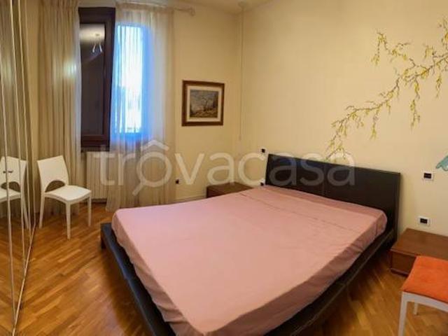 Bilocale in affitto a Desenzano del Garda via Santa Maria