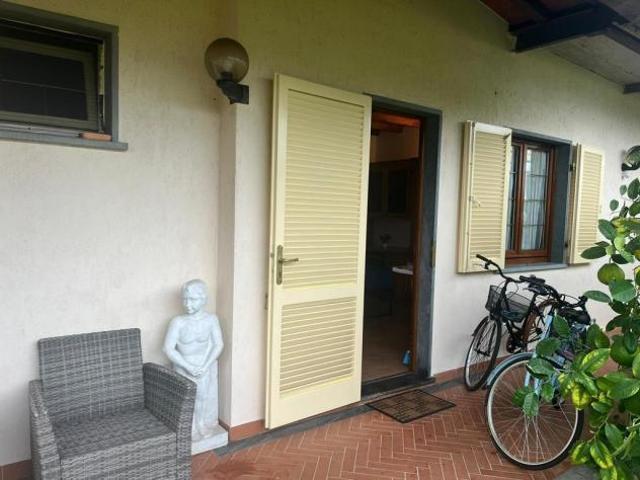 Bilocale in affitto a Forte dei Marmi