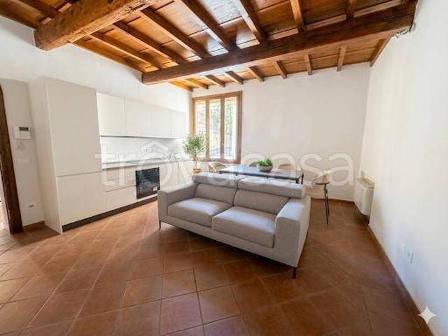 Bilocale in affitto a Ferrara, Centro Storico