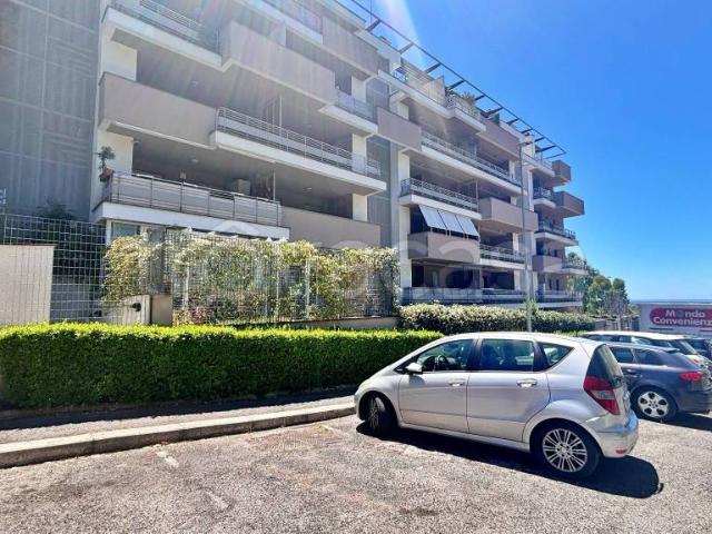 Bilocale in vendita a Fiumicino via Nino Manfredi, Aranova