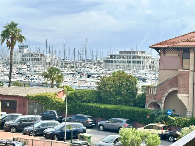 Bilocale in affitto a Loano