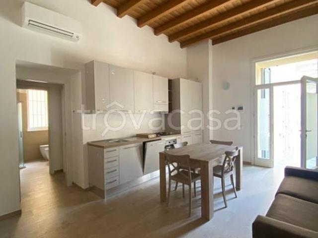 Bilocale in affitto a Lodi via Castelfidardo, 5/7, Centro città