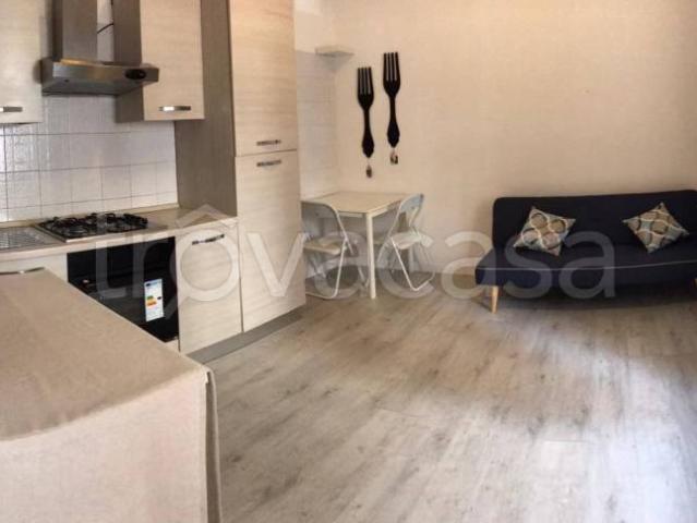 Bilocale in affitto a Latina via Marsala, 47, Centro