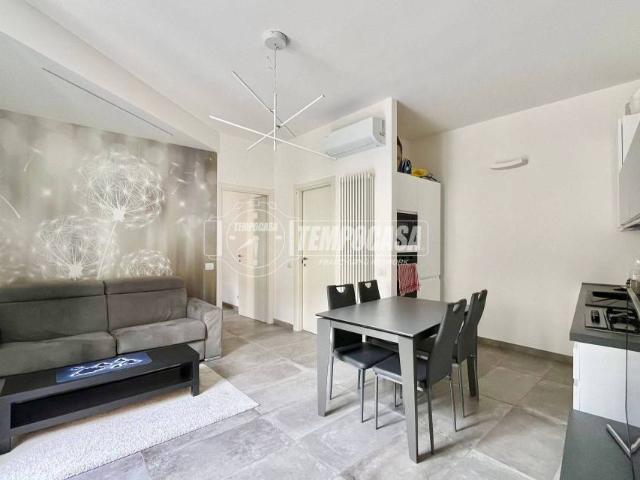 Bilocale in affitto a Lecco, Centro città