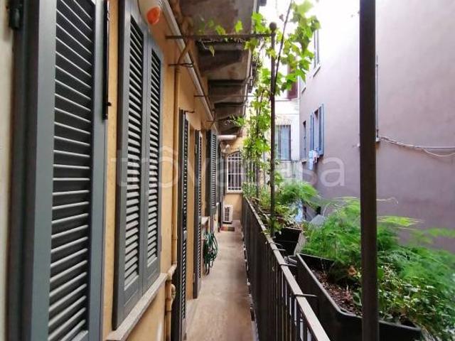 Bilocale in affitto a Milano, Lanza