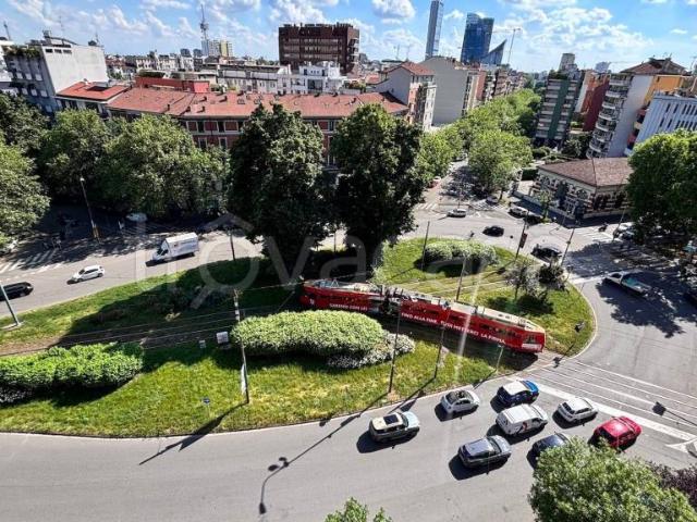 Bilocale in affitto a Milano piazza Diocleziano, Cenisio