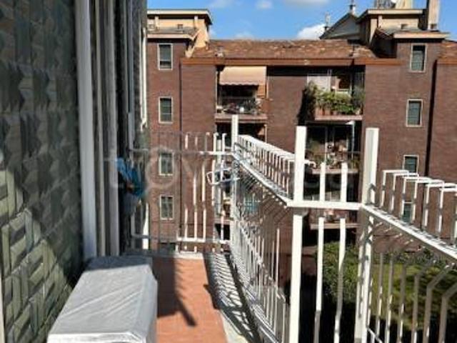 Bilocale in affitto a Milano via Val di Sole, 3, Vigentino Fatima