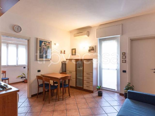 Bilocale in affitto a Milano via Antonio Bazzini, 24, Città Studi