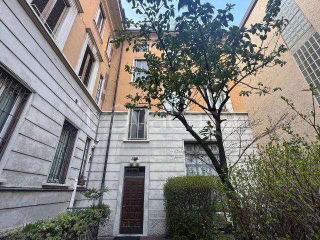 Bilocale in affitto a Milano via Antonio Grumello, 8, Dezza