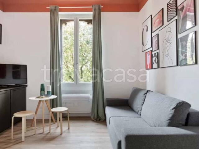 Bilocale in affitto a Milano via Crema, Porta Romana Medaglie d'Oro