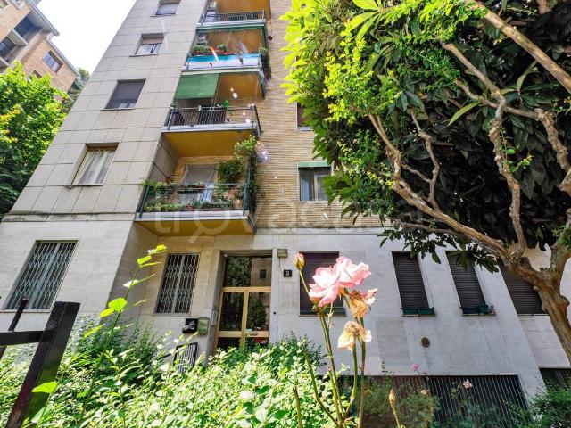 Bilocale in affitto a Milano via delle Primule, 3, Lorenteggio
