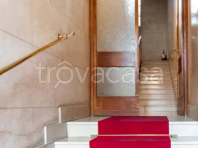 Bilocale in affitto a Milano via Lodovico Mancini, Piave Tricolore