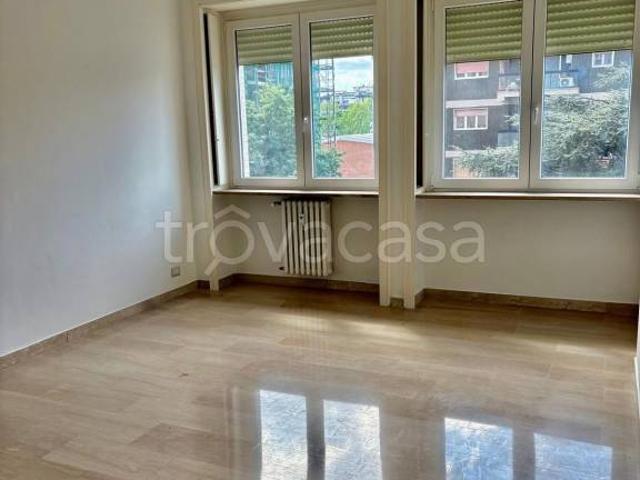 Bilocale in affitto a Milano via Lorenzo Perosi, 1, Tripoli Soderini