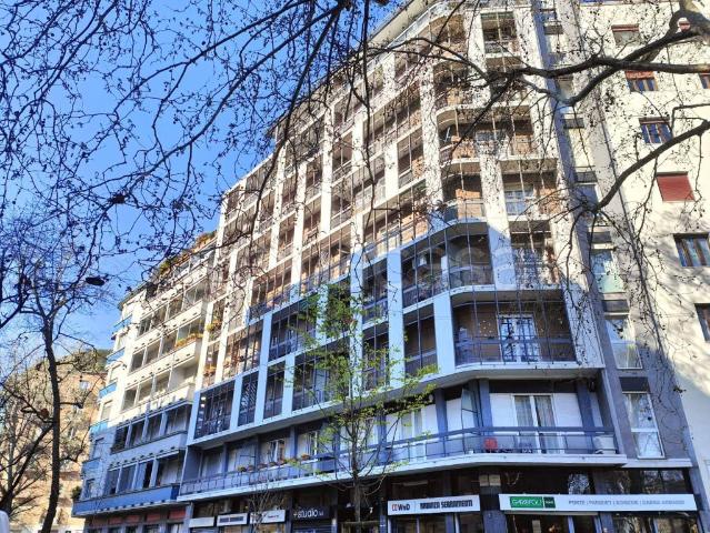 Bilocale in affitto a Milano via Luigi Frapolli, 31, Argonne Corsica