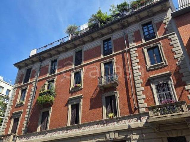 Bilocale in affitto a Milano via Niccolò Copernico, Centrale