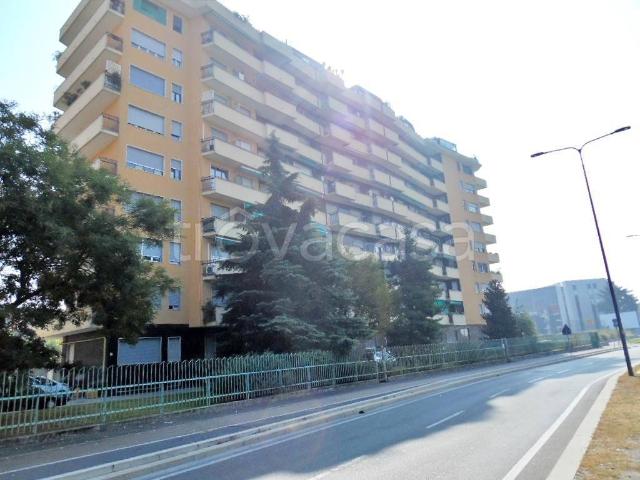 Bilocale in affitto a Milano via Olgettina, 9, Cascina Gobba