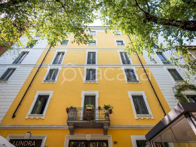 Bilocale in affitto a Milano via Raffaello Sanzio, 14, Amendola Buonarroti