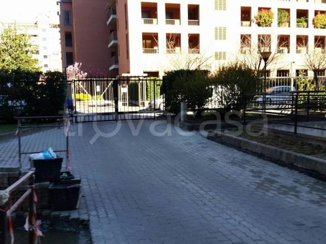 Bilocale in affitto a Milano via Savona, 61, Solari