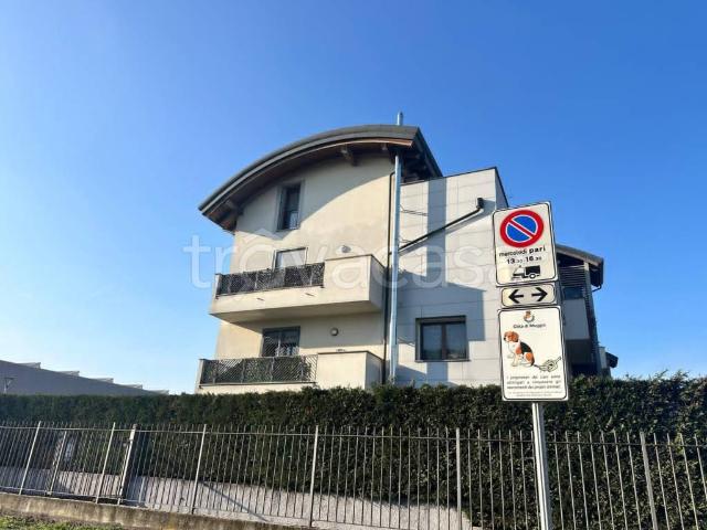 Bilocale in affitto a Muggiò via IV Novembre