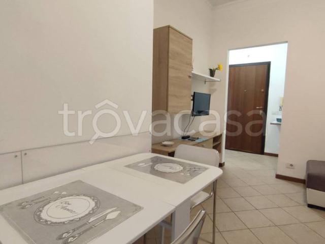 Bilocale in affitto a Novara corso Torino, 20, San Martino