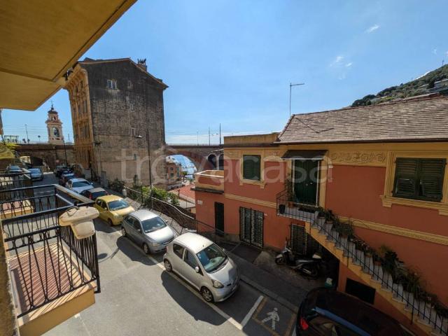 Bilocale in affitto a Sori via Ottavio Mangini, 11