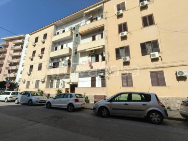 Bilocale in affitto a Palermo via Antonio Furitano, 11, Malaspina