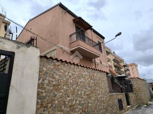Bilocale in affitto a Palermo via Maione da Bari, 4, Brancaccio