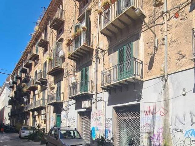 Bilocale in affitto a Palermo via Narciso Cozzo, 23, Politeama Ruggiero Settimo